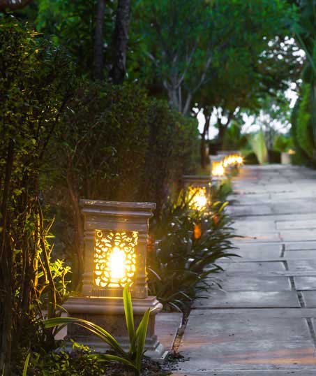 Ed's Mowing Service  Residential Landscape Lighting